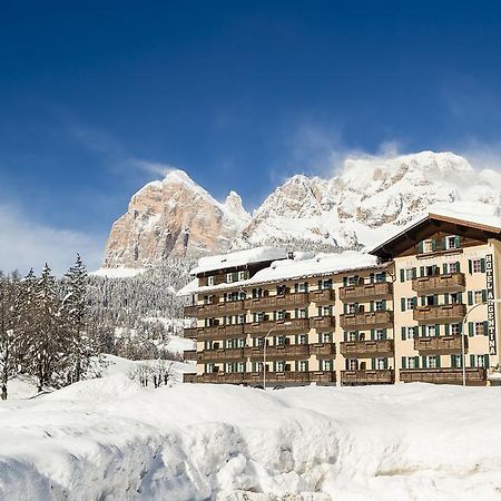 Hotel Villa Argentina Cortina d'Ampezzo Luaran gambar