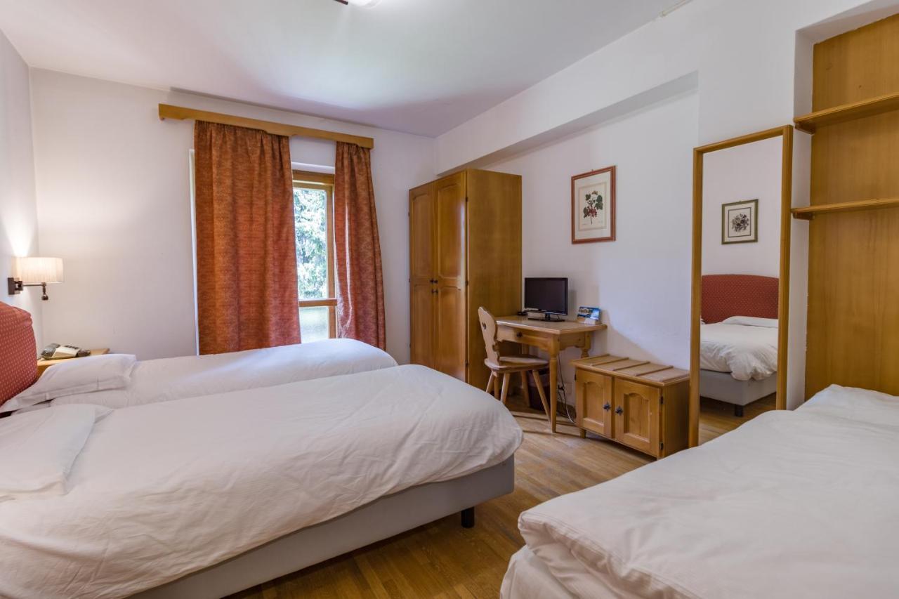 Hotel Villa Argentina Cortina d'Ampezzo Bilik gambar