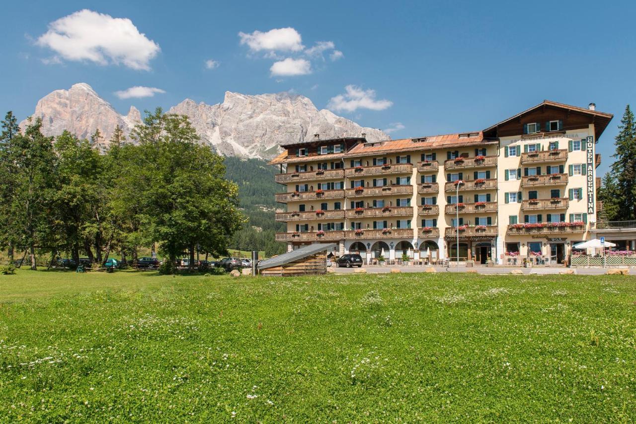 Hotel Villa Argentina Cortina d'Ampezzo Luaran gambar