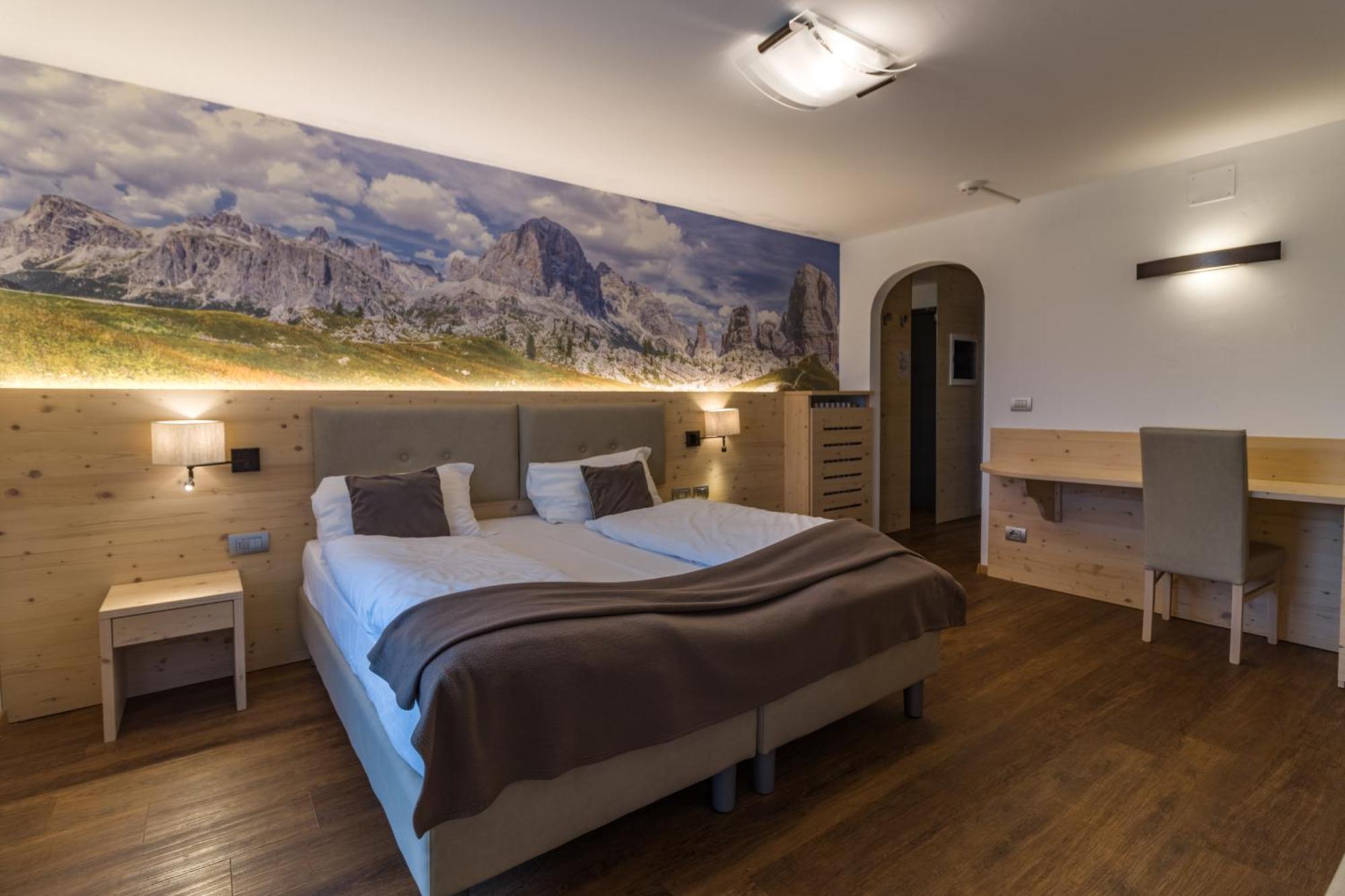 Hotel Villa Argentina Cortina d'Ampezzo Bilik gambar